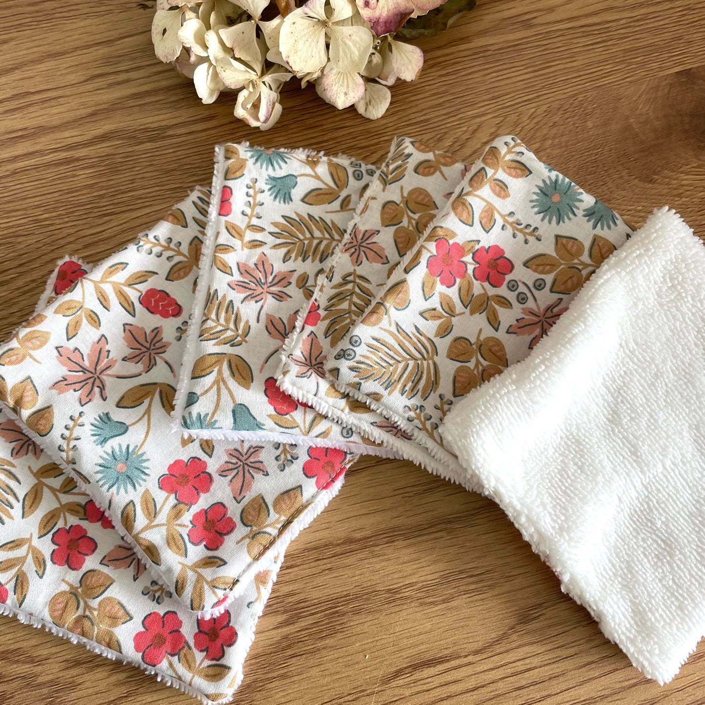 Coffret de 6 lingettes lavables florale beige fait main Creasoiz