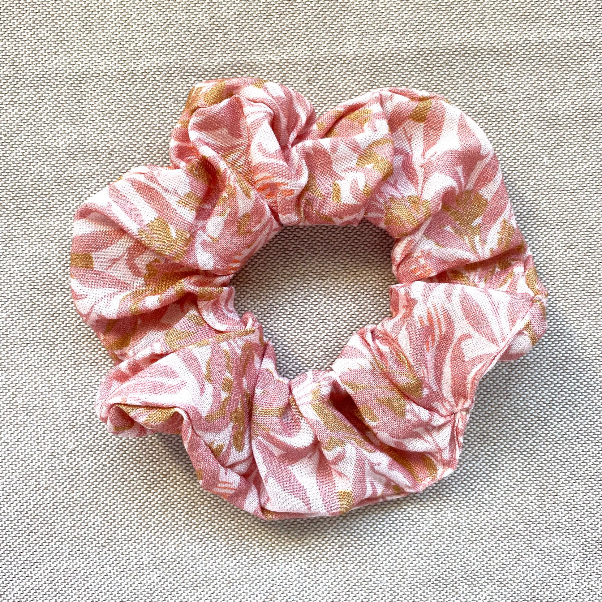 chouchou cheveux rose viscose fait main Creasoiz