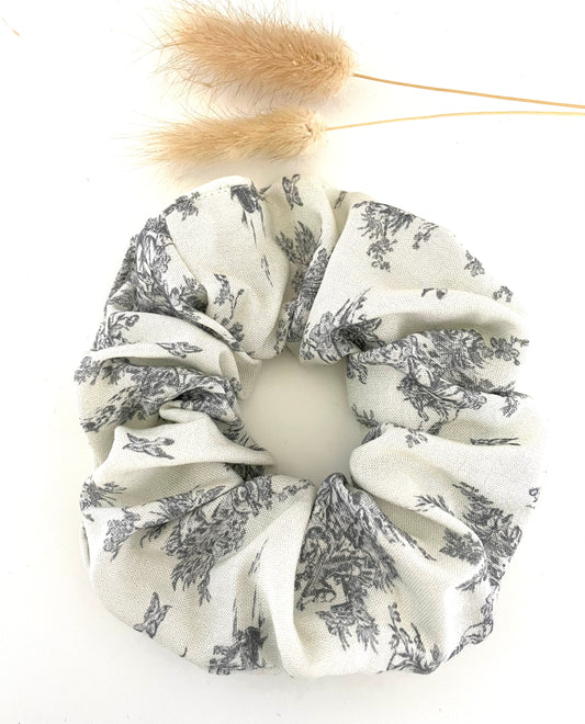 LE CHOUCHOU POMPADOUR GRIS