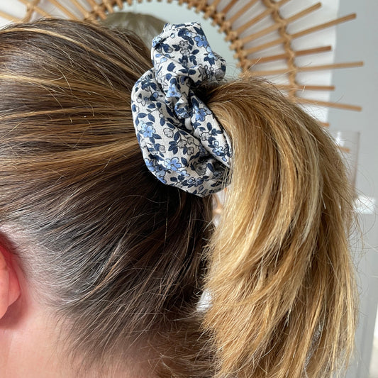 Queue de cheval chouchou cheveux coton liberty bleu Creasoiz