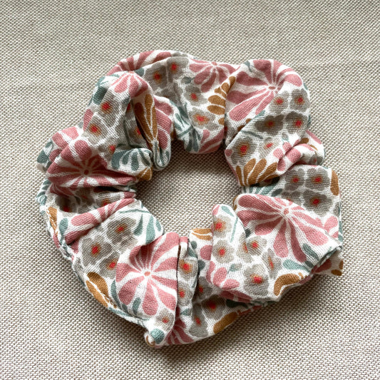 chouchou cheveux floral rose en gaze de coton fait main Creasoiz